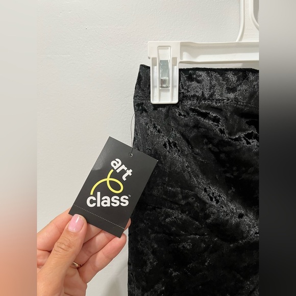 Art Class• Target Girls Velvet Black Pants Leggings Flare Lettuce Hem NWT M 7/8 - Picture 9 of 9